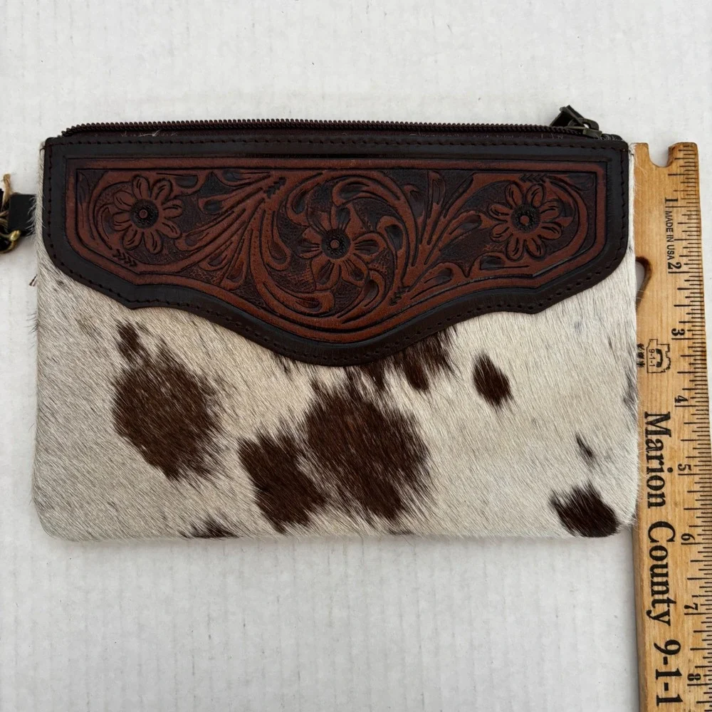 Myra‎ Cowhide  Wristlet Womens Brown Tooled Leather Floral Western Clutch Bag